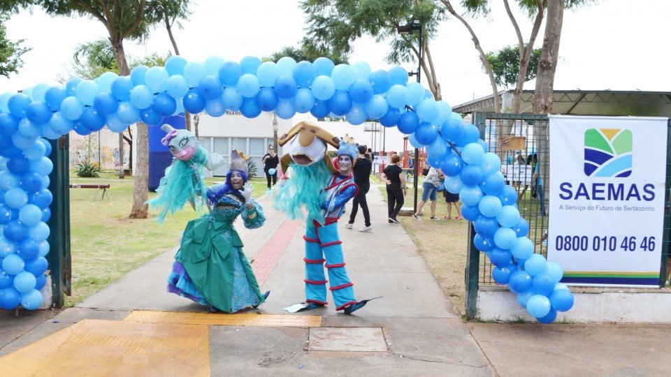 <strong>CELEBRA&Ccedil;&Atilde;O DO DIA MUNDIAL DA &Aacute;GUA RECEBE GRANDE P&Uacute;BLICO NO CEU DAS ARTES</strong>