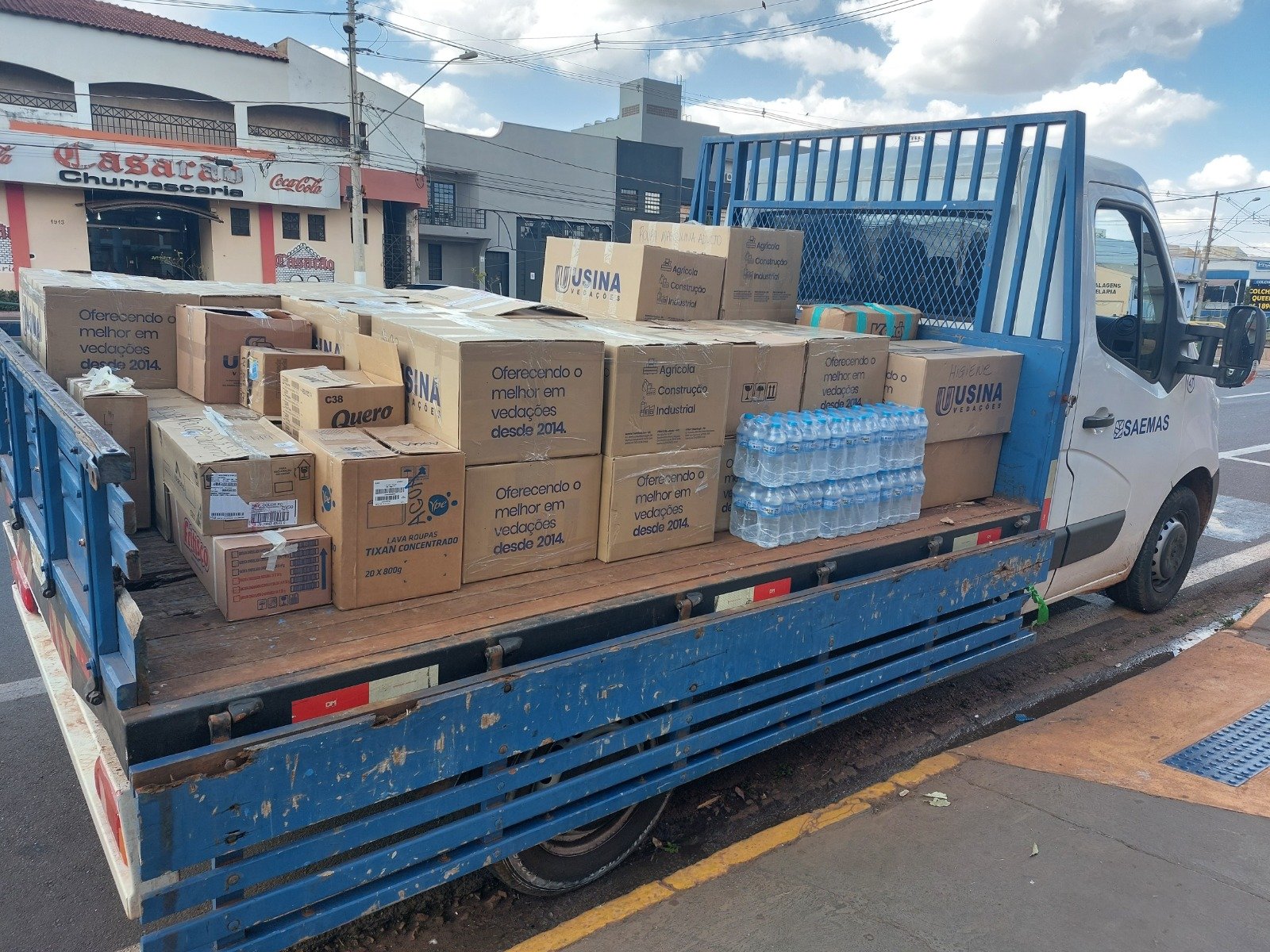 FACULDADE ANHANGUERA PARTICIPA DE DUAS CAMPANHAS E FAZ IMPORTANTE DOA&Ccedil;&Atilde;O DE DONATIVOS