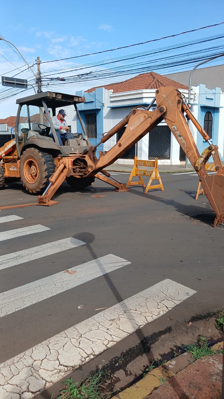 Manuten&ccedil;&atilde;o e melhorias nas redes de esgoto avan&ccedil;am